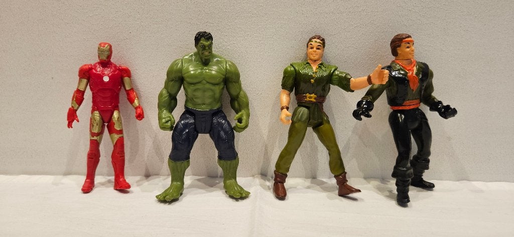 Iron man, hulk, peter pan, Ophalen of Verzenden, Zo goed als nieuw