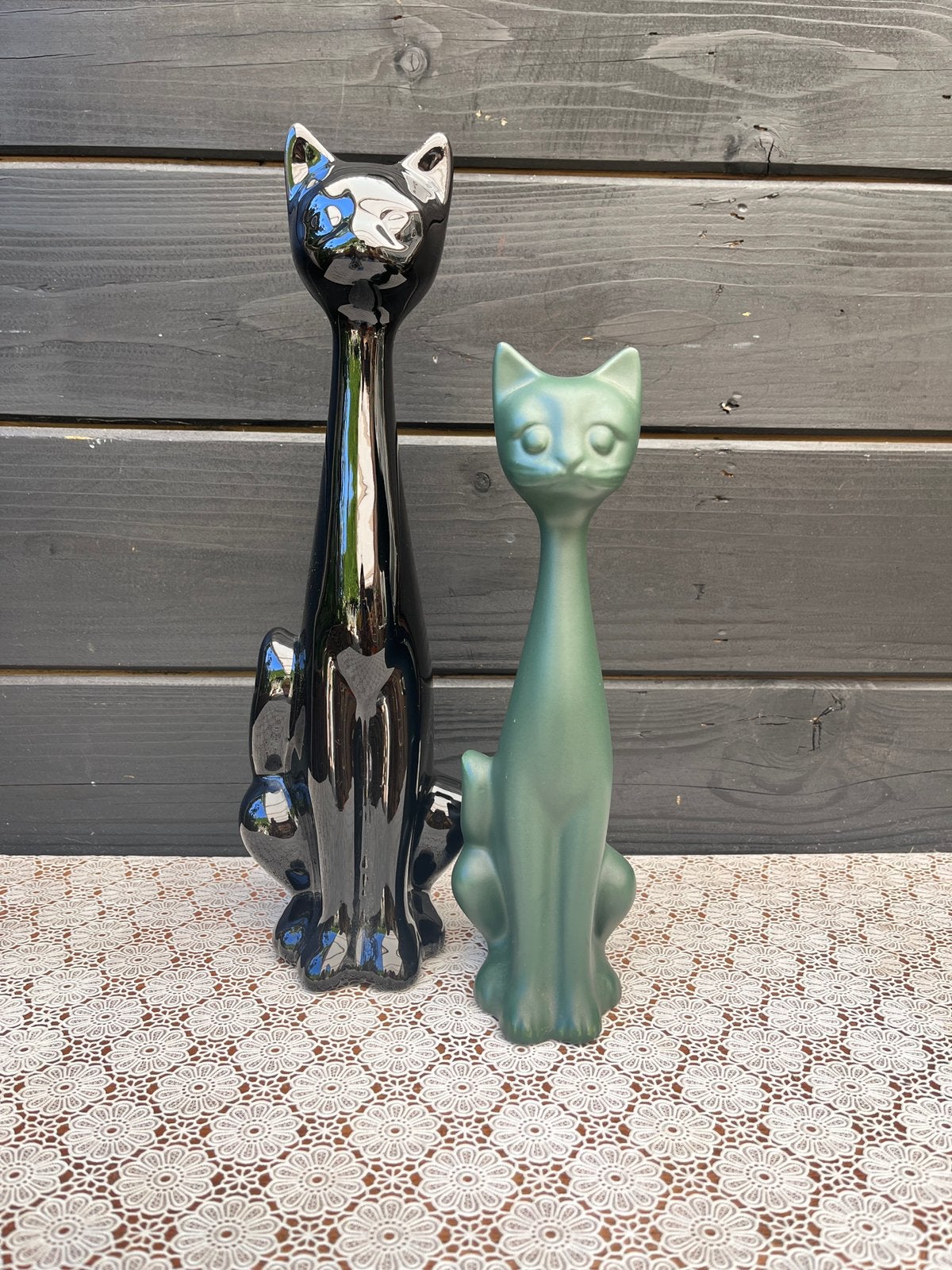 2 vintage langnek kattenbeelden in zwat en groen, Ophalen of Verzenden, Zo goed als nieuw, Dier