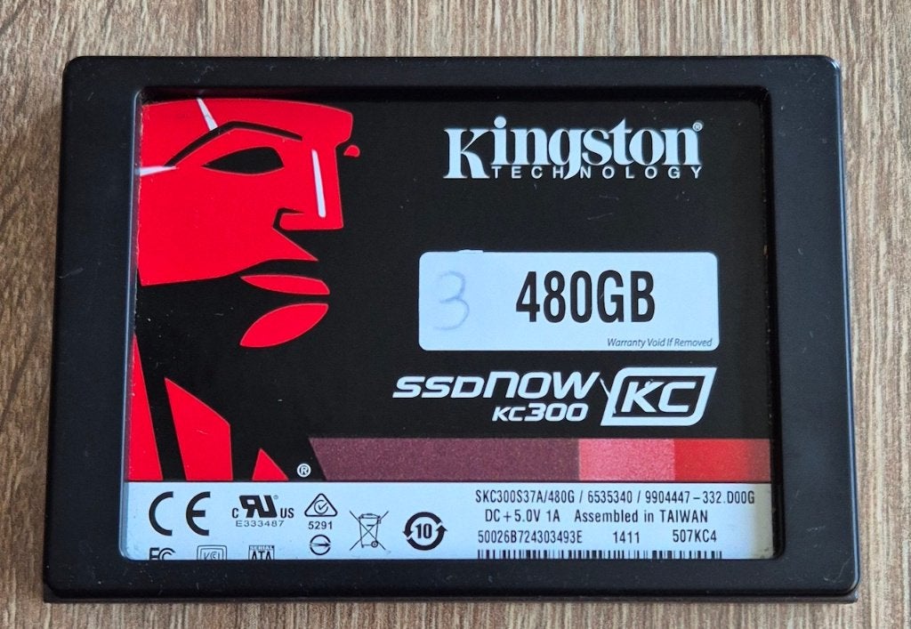 480 GB Kingston SSD Now KC 300 interne harde schijf., Computers en Software, Intern, Kingston, Ophalen of Verzenden, Zo goed als nieuw