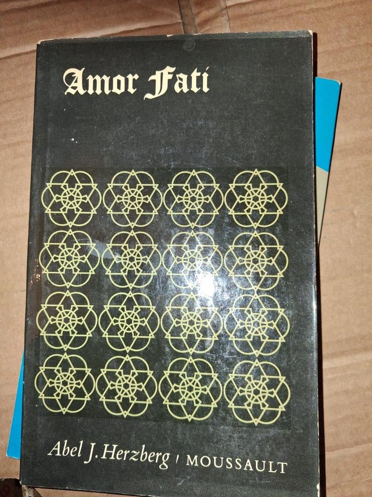 Amor Fati - Abel J. Herzberg / Moussault, Ophalen of Verzenden