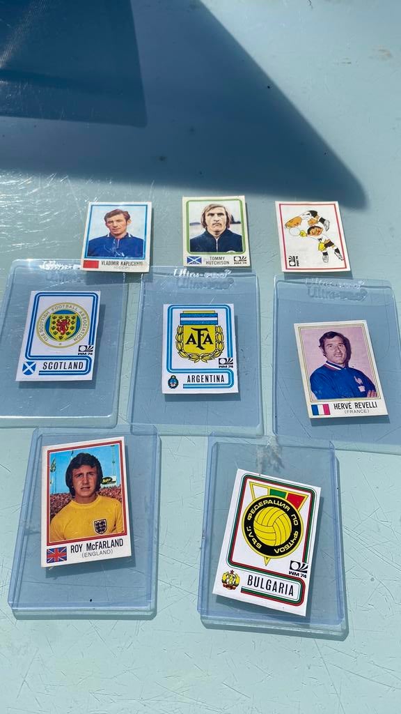 8 x Panini wk 74, Verzamelen, Sportartikelen en Voetbal, Ophalen of Verzenden, Zo goed als nieuw, Buitenlandse clubs, Poster, Plaatje of Sticker