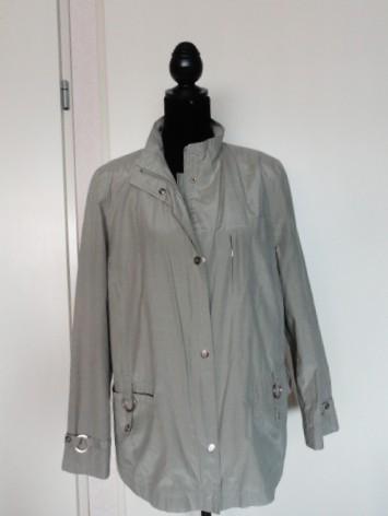 Day Dwear tussen jas maat 44, Verzenden, Maat 42/44 (L), Zo goed als nieuw, Grijs