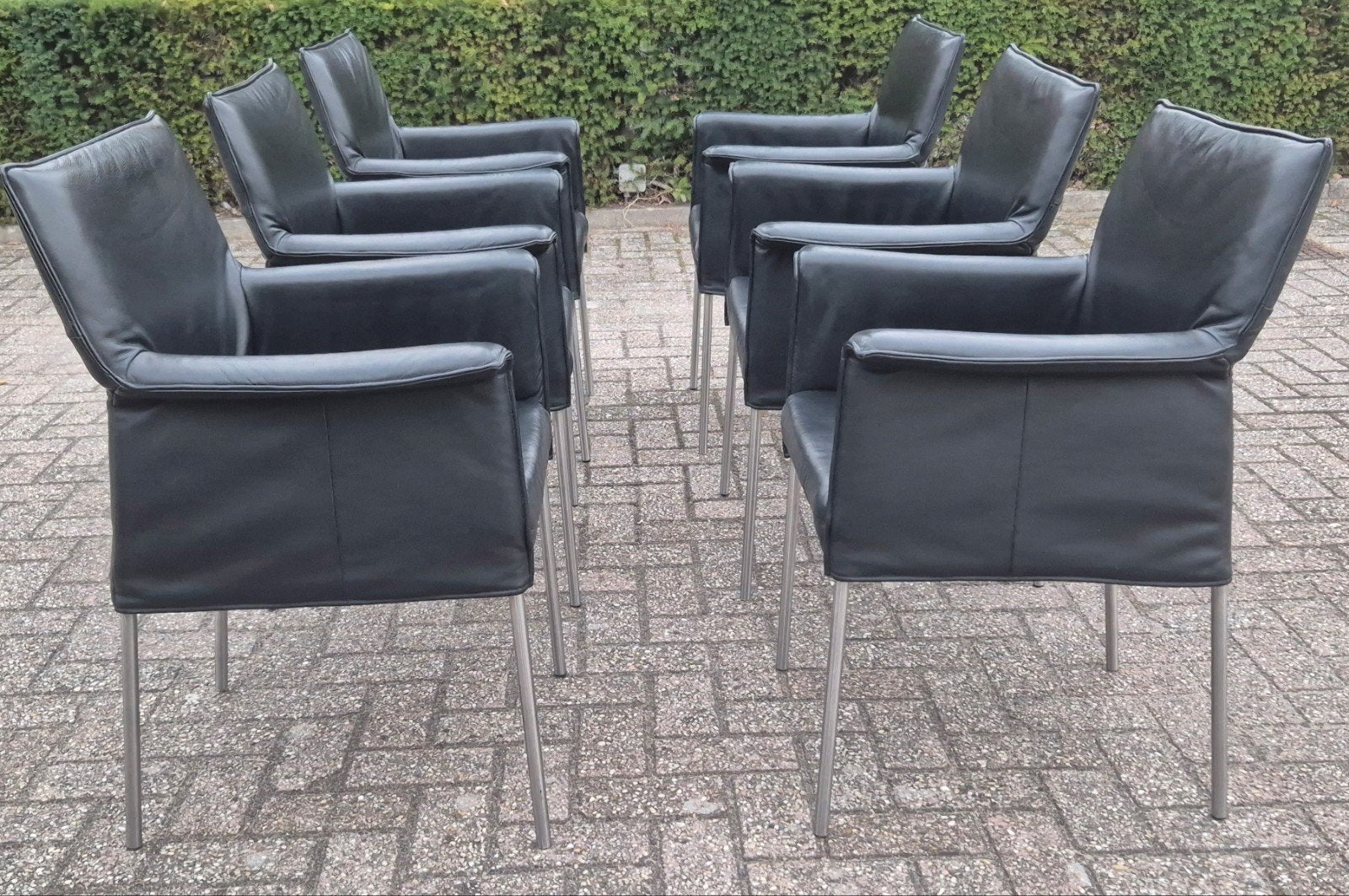 Design on stock 6 Gola eetkamerstoelen zwart leer goede sta, Huis en Inrichting, Zwart, Zo goed als nieuw, Vijf, Zes of meer stoelen