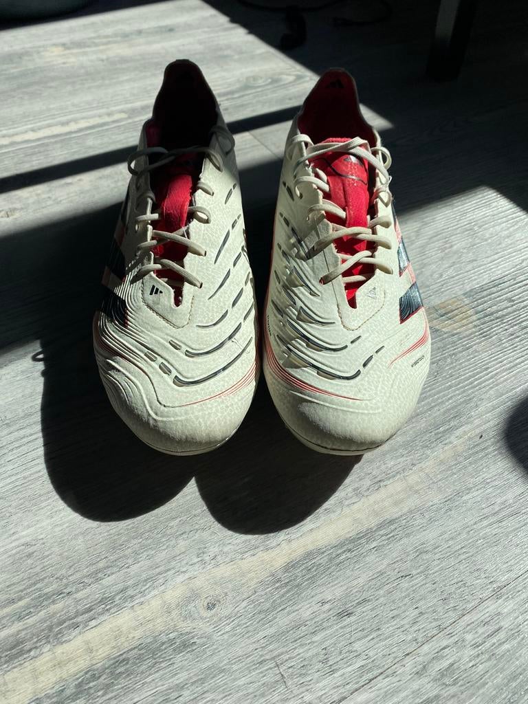 Adidas predator elite 2025, Sport en Fitness, Maat XS of kleiner, Ophalen of Verzenden, Zo goed als nieuw, Schoenen