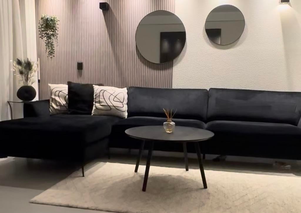 Velvet zwarte bank, Huis en Inrichting, Banken | Complete zithoeken, Ophalen, Zo goed als nieuw