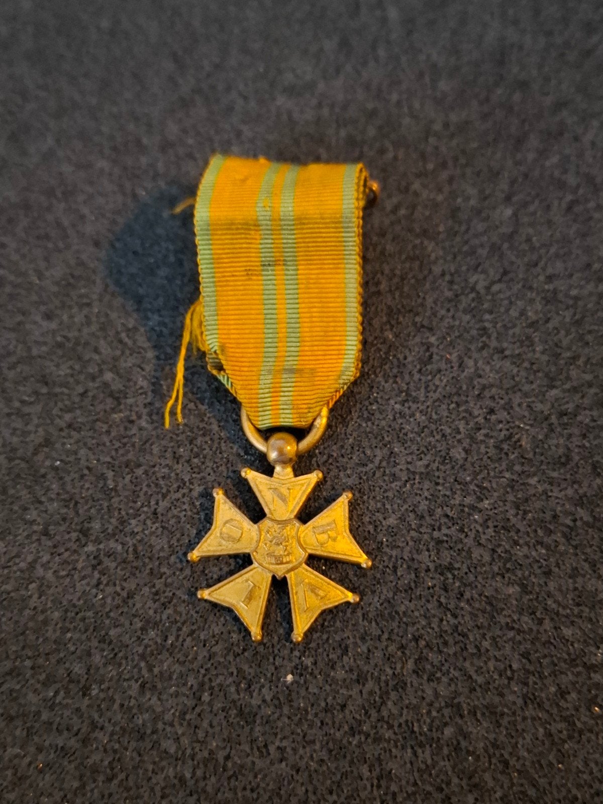oude miniatuur medaille vierdaagse NBVLO, Ophalen of Verzenden, Overige soorten, Nederland, Lintje, Medaille of Wings