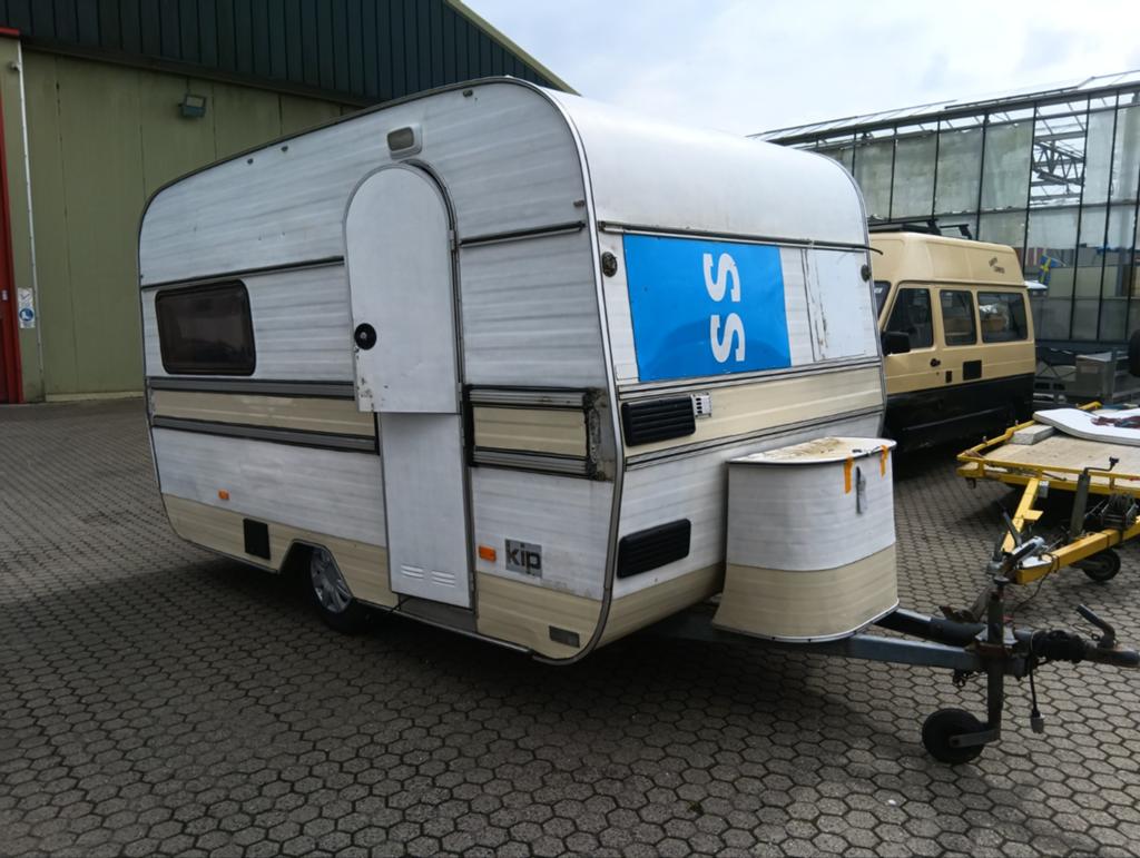Diverse Festival Caravans ! €650 per stuk, Caravans en Kamperen, Caravans, Vast bed, Luifel, Kleine zit, Tot en met 3