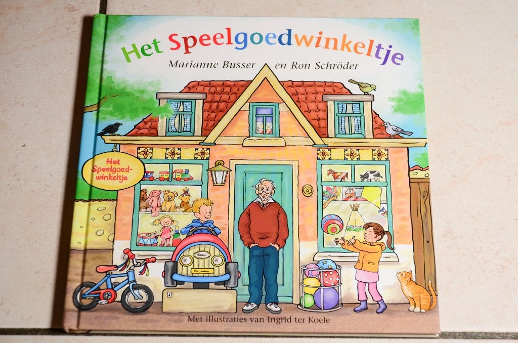 Het Speelgoedwinkeltje / Marianne Busser en Ron Schröder, Fictie algemeen, Jongen of Meisje, Ophalen of Verzenden, Zo goed als nieuw