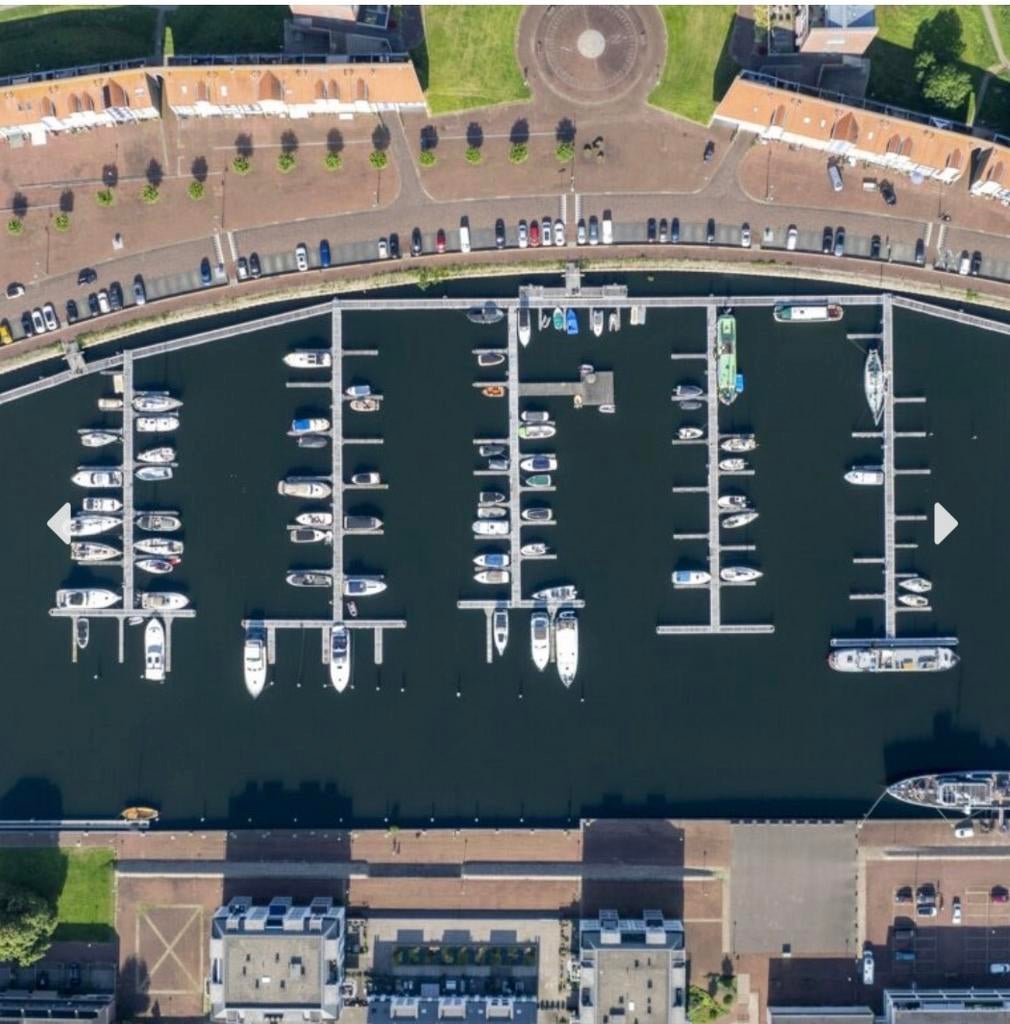 Ruime ligplaatsen in Hellevoetsluis te huur van 19, Watersport en Boten, Ligplaatsen, Herfst