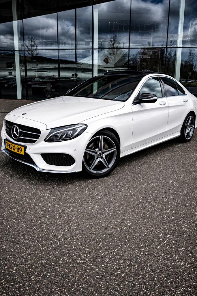 Mercedes-Benz C-Klasse C200 amg edition 1 trekhaak pano, Euro 5, 730 kg, 1800 kg, Zwart