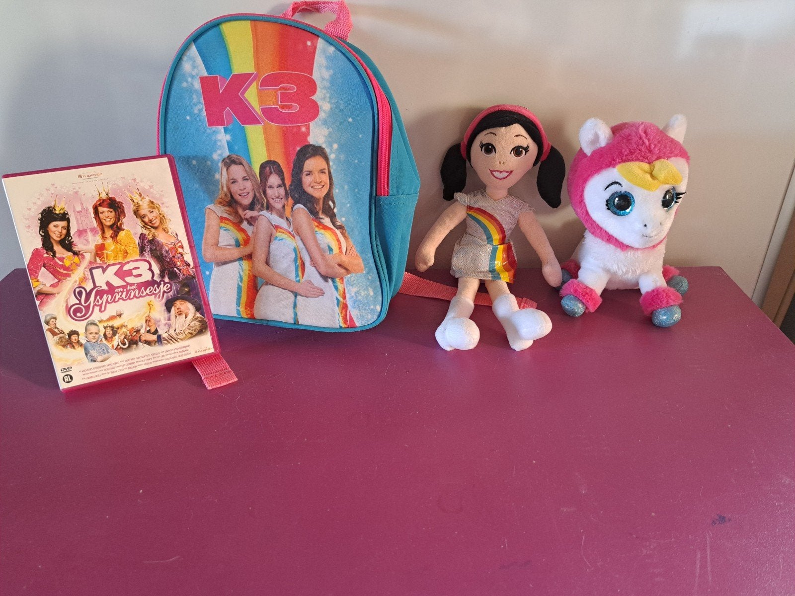 K3 Fanpakket: Rugzak, DVD, Knuffel (muziek) & Popje, Ophalen of Verzenden, Zo goed als nieuw, Meisje