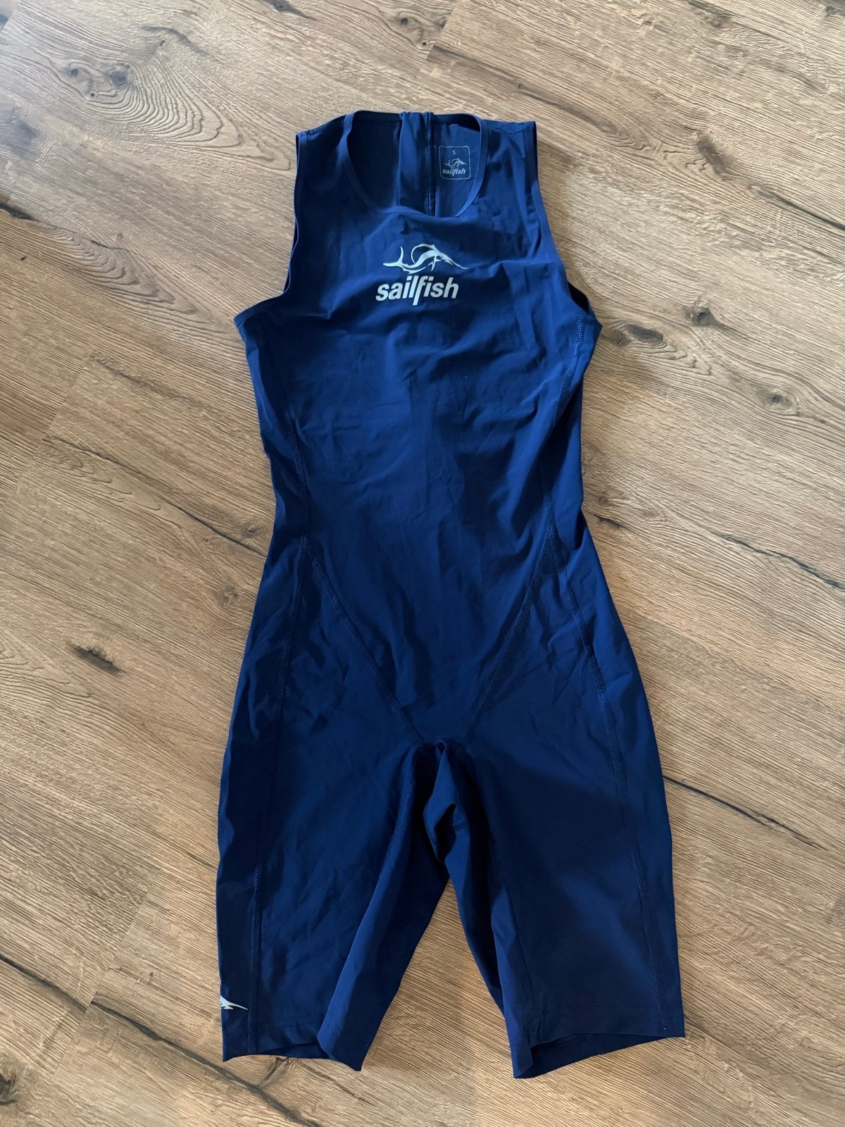 Sailfish rebel train 2 swimskin mouwloos donkerblauw S, Watersport en Boten, Ophalen of Verzenden, Zo goed als nieuw, Dame of Heer