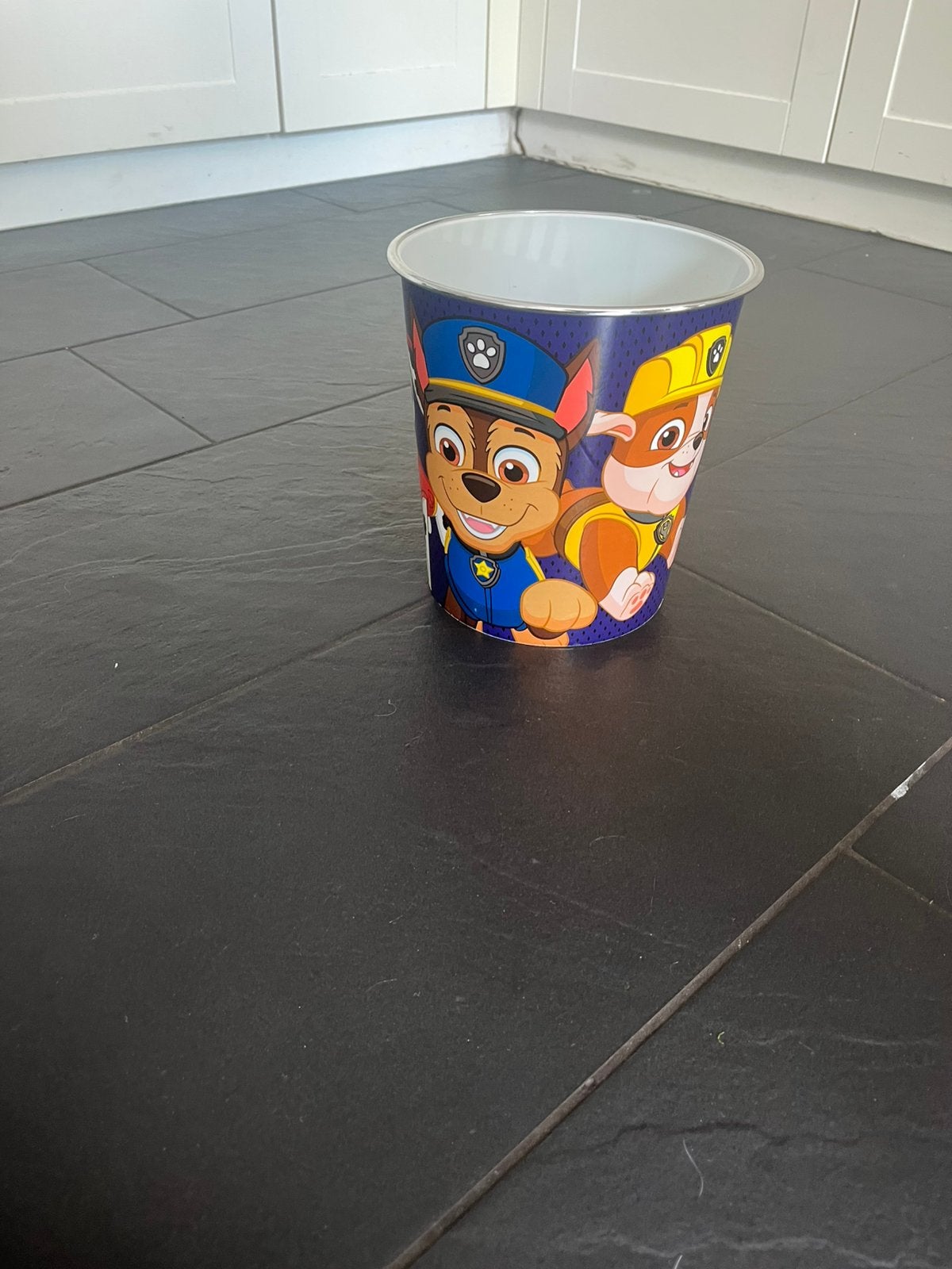 Prullenbak paw patrol, Verzamelen, Poppetjes en Figuurtjes, Ophalen, Zo goed als nieuw