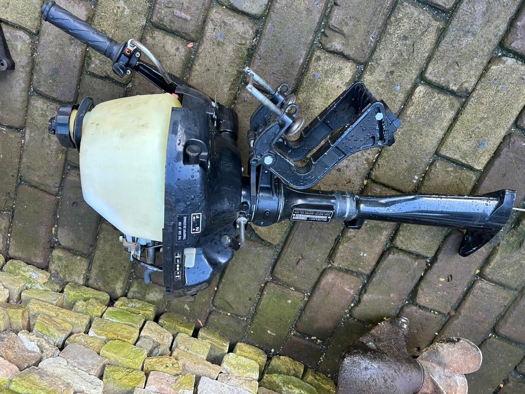 Onderdeln suzuki/johnson 2,5pk 4takt, Ophalen of Verzenden, Zo goed als nieuw, Zonne-energie, Minder dan 50 watt