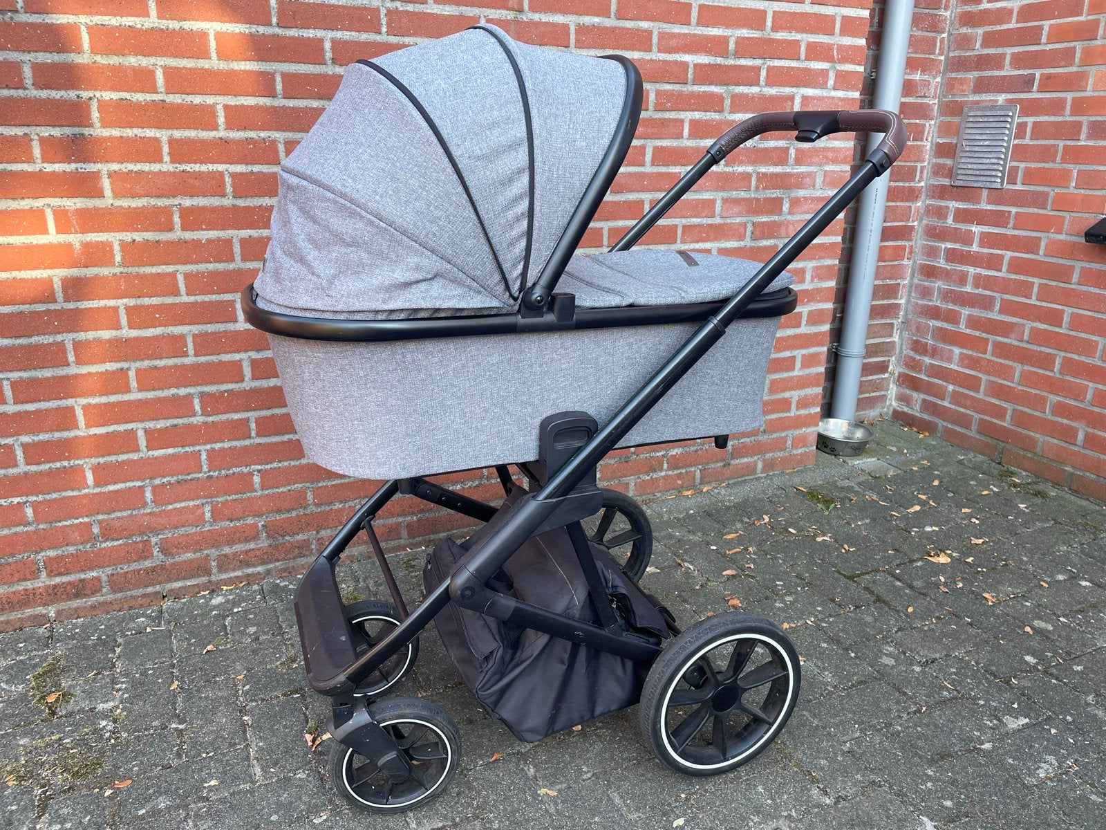 Qute Kinderwagen om te bouwen naar buggy, Gebruikt, Combiwagen, Met reiswieg, Ophalen