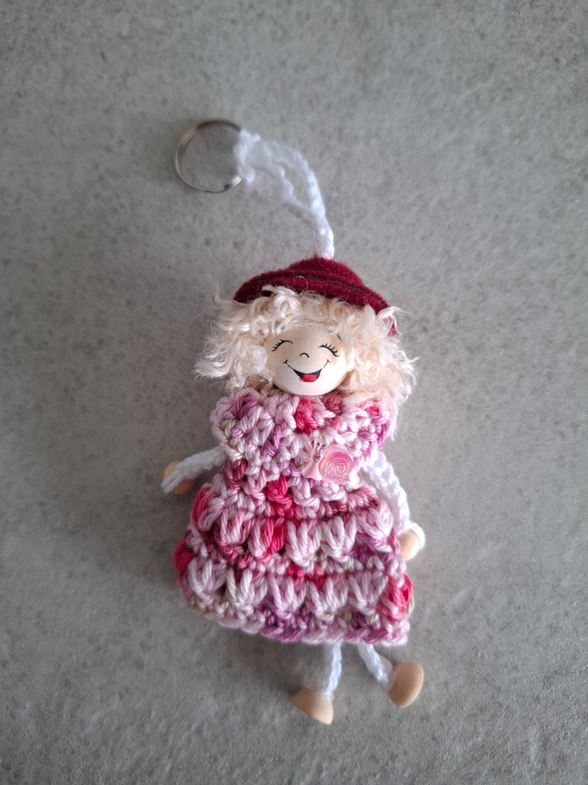 Unieke handgemaakte gelukspoppetje sleutelhanger, Ophalen of Verzenden, Nieuw, Knuffel of Figuurtje