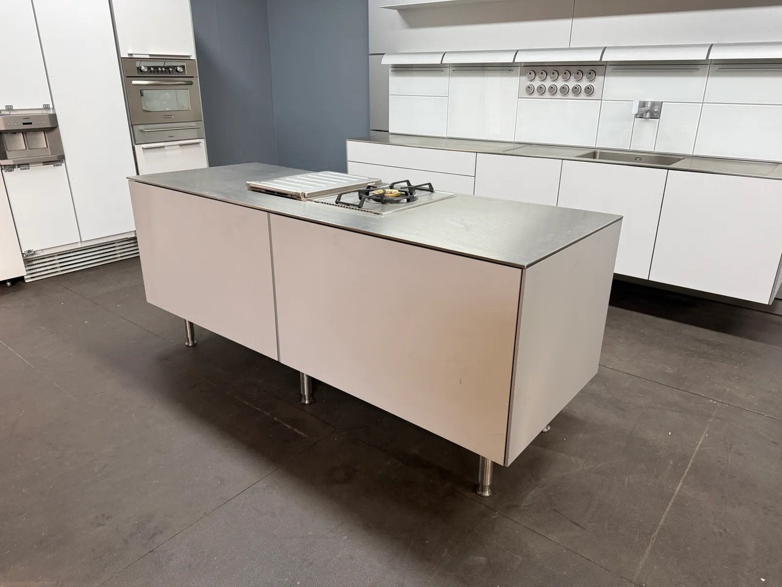 Bulthaup B3 kookeiland gletscherwit Nieuw, Ophalen, Wit, Overige typen, Nieuw