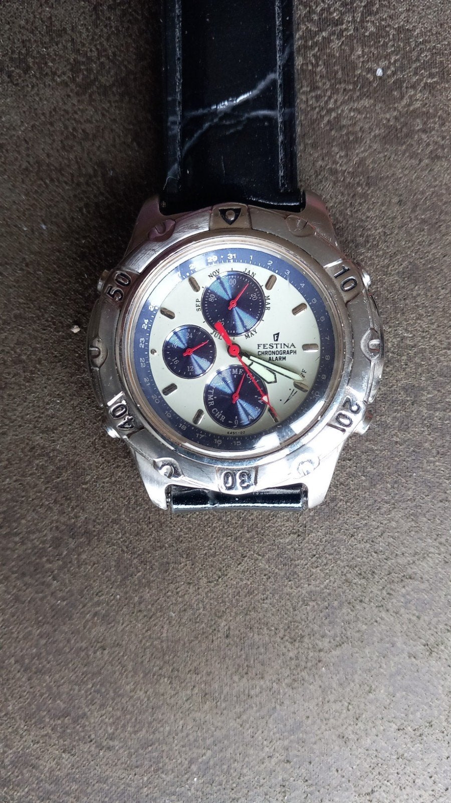 Festina quartz horloge, Ophalen