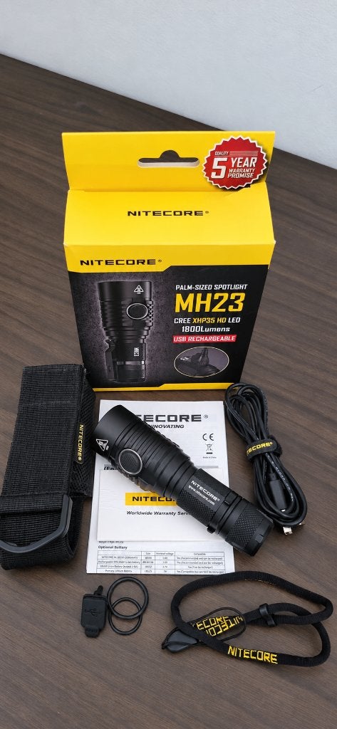 Nitecore MH23 zaklamp 1800 lumen – mint conditie, compleet, Ophalen of Verzenden, Zo goed als nieuw, Accu
