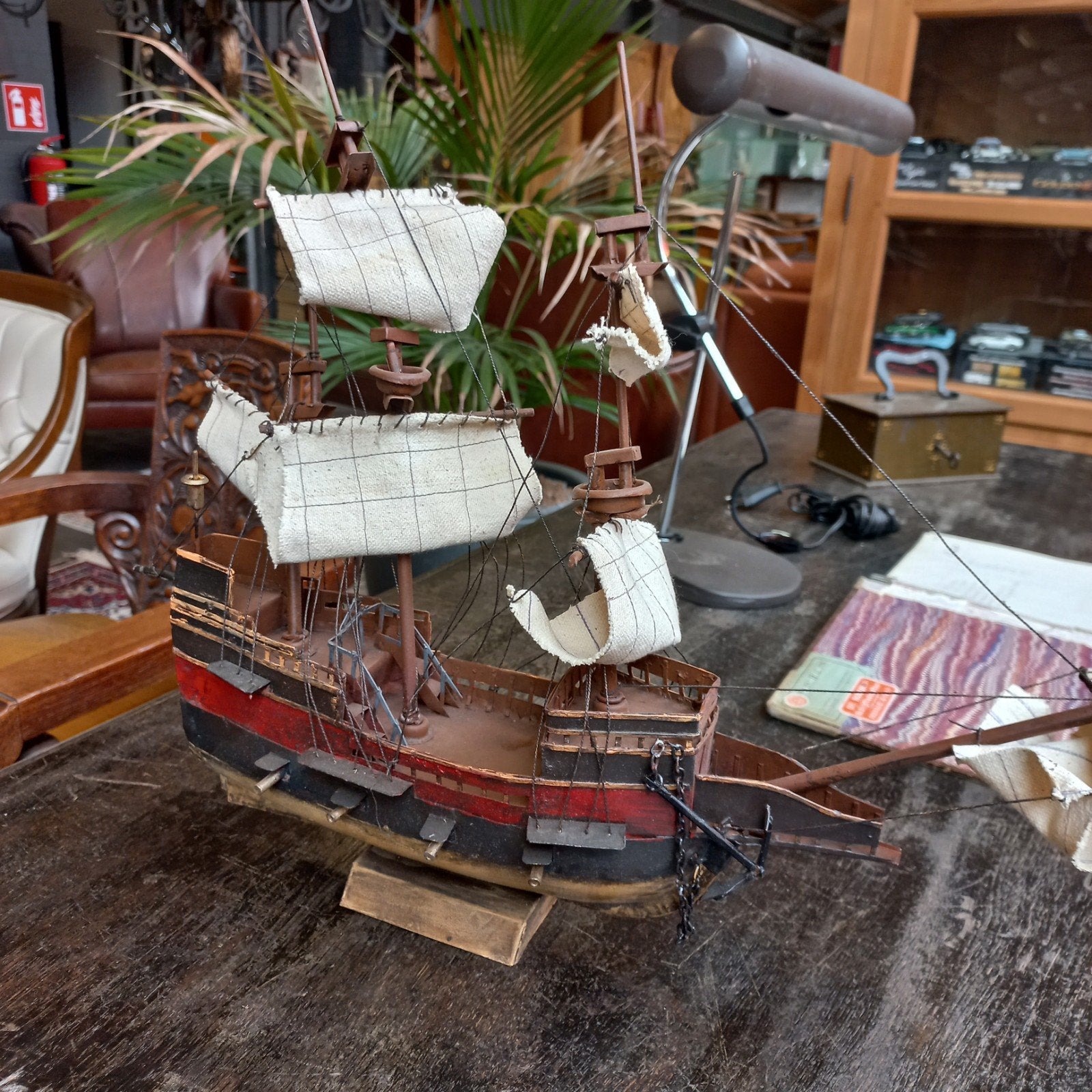 Historische model schepen, Ophalen