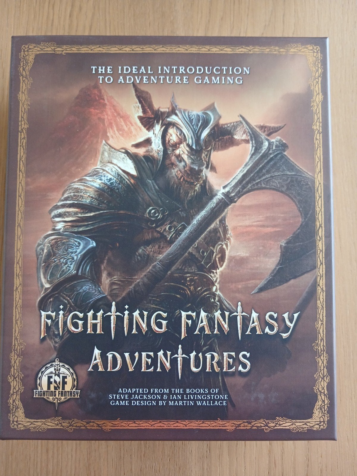Fighting Fantasy Adventures - Collectors Edition, Hobby en Vrije tijd, Gezelschapsspellen | Bordspellen, Een of twee spelers, Ophalen of Verzenden