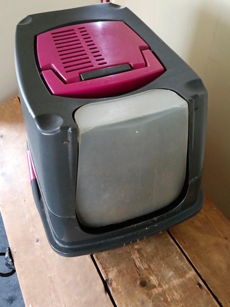 Kattenbak + vervoer, Ophalen, Zo goed als nieuw