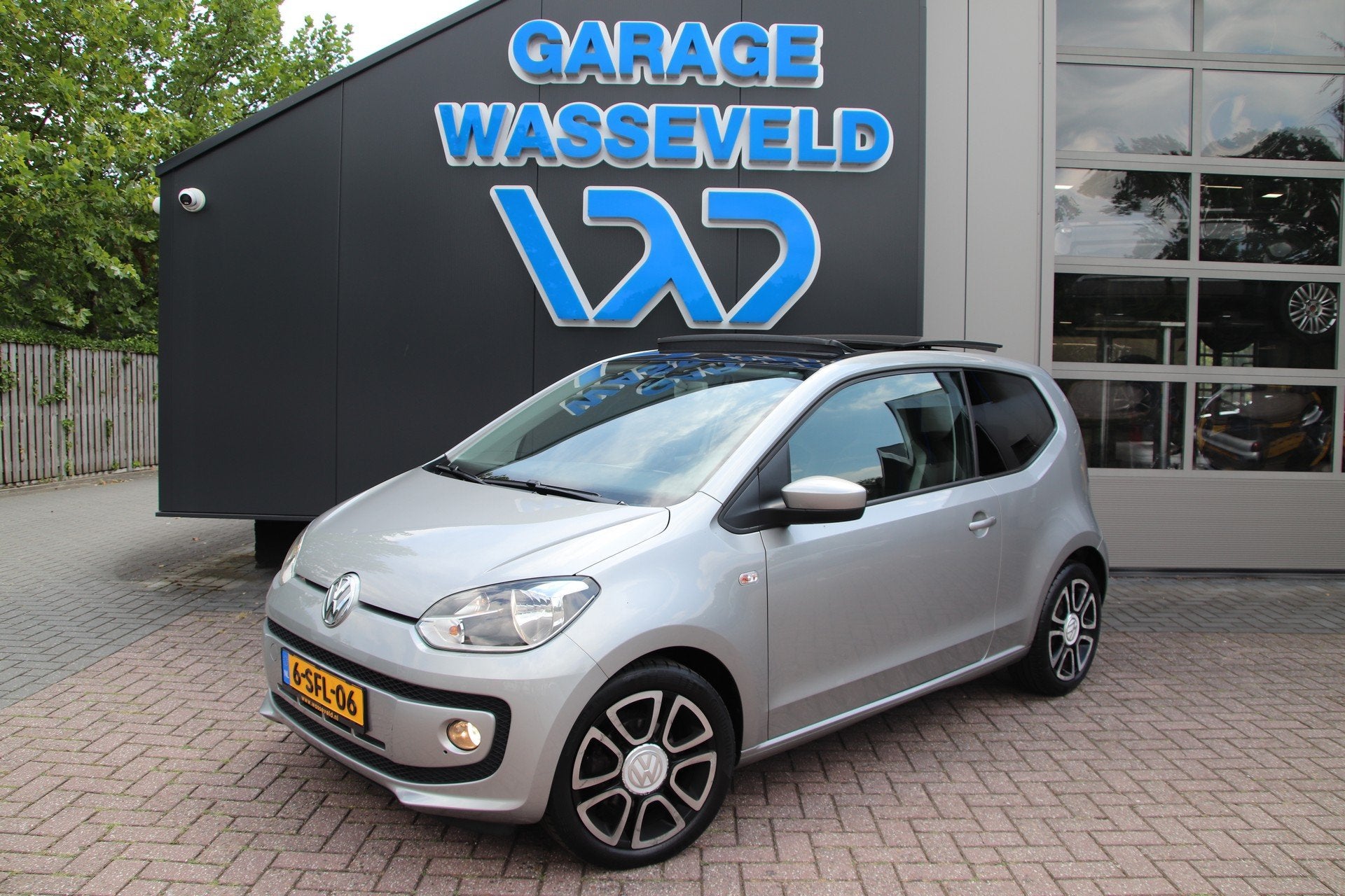 Volkswagen Up! 1.0 High Up! 1-Eigen-Cruise/Pano/Schuif-Kante, Auto's, Voorwielaandrijving, Euro 5, Gebruikt, 840 kg