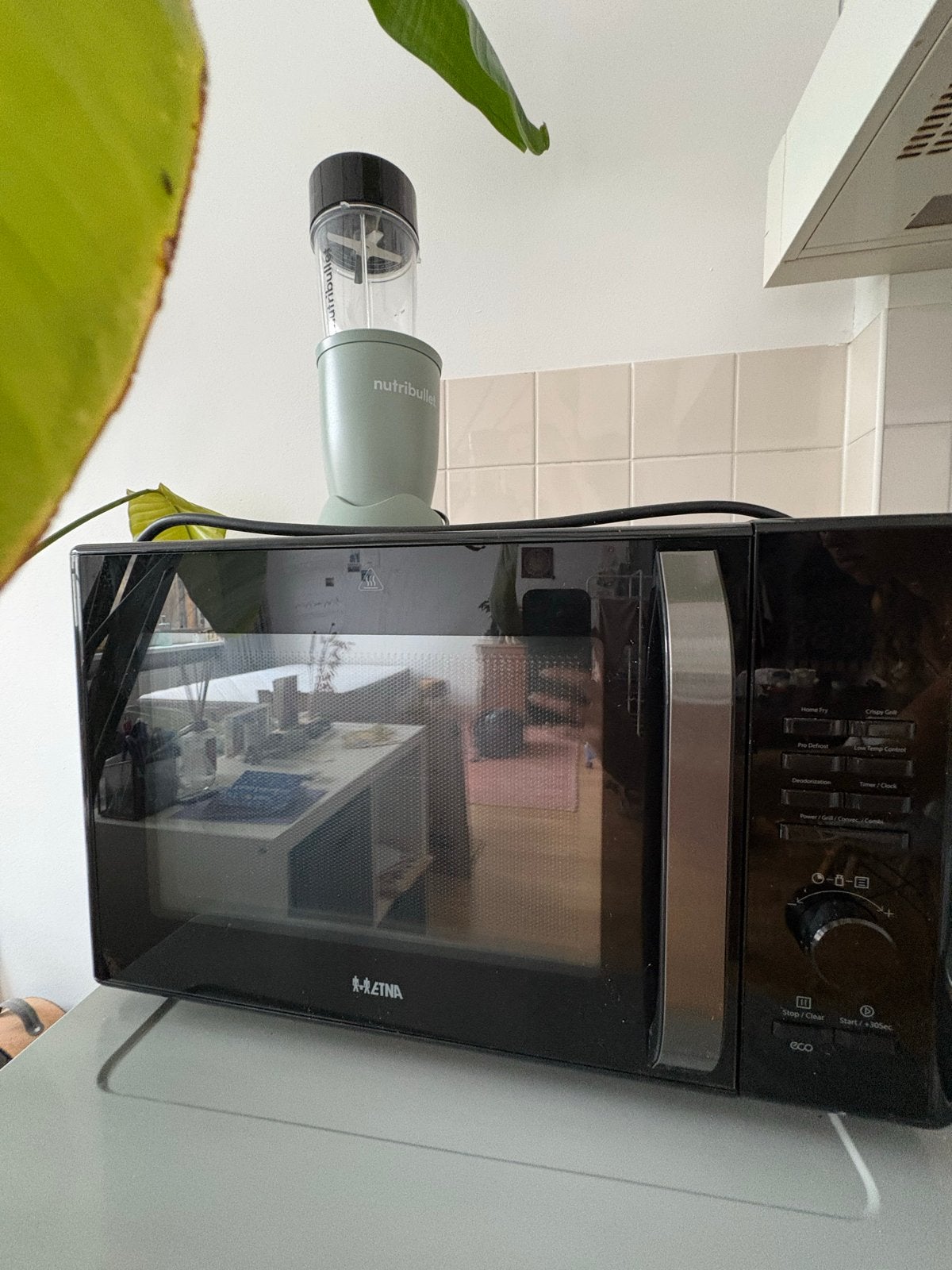 Etna Magnetron - Zwart, Gebruikt, Ophalen, Gebruikt, Magnetron, 45 tot 60 cm