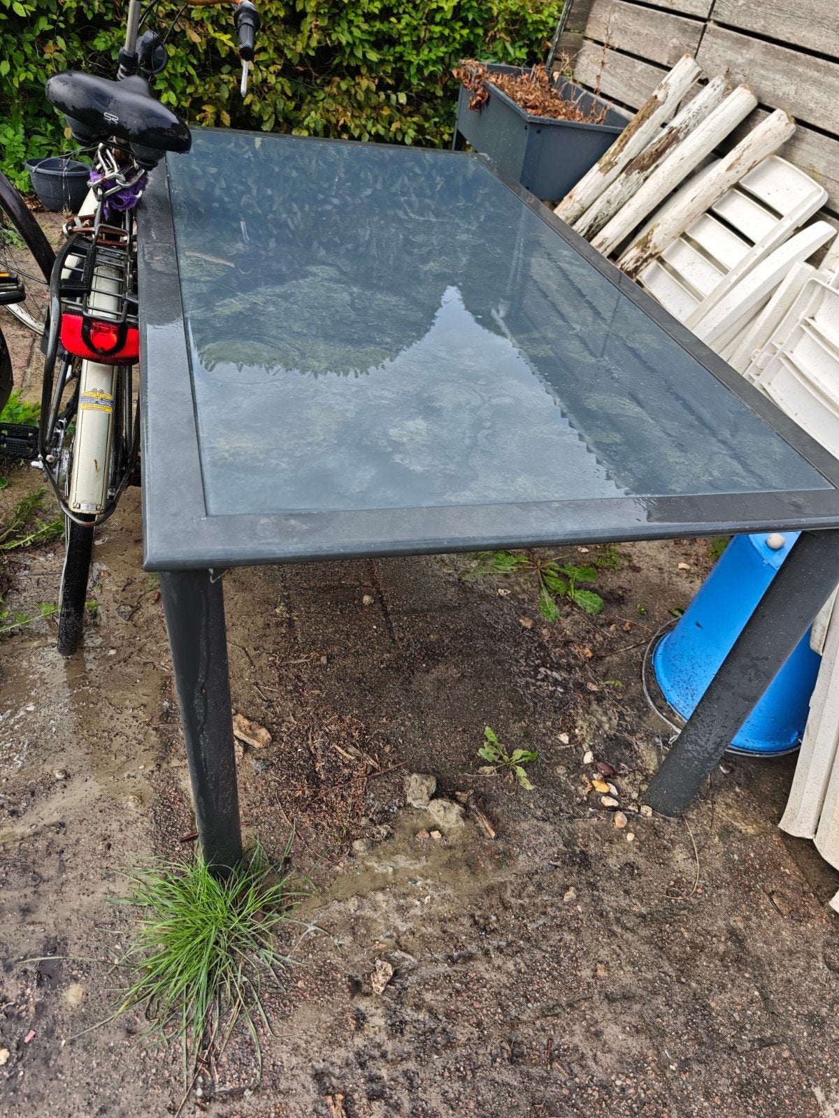 gratis ophalen tuintafel (oud ijzer), Ophalen, Gebruikt, Rond, Metaal