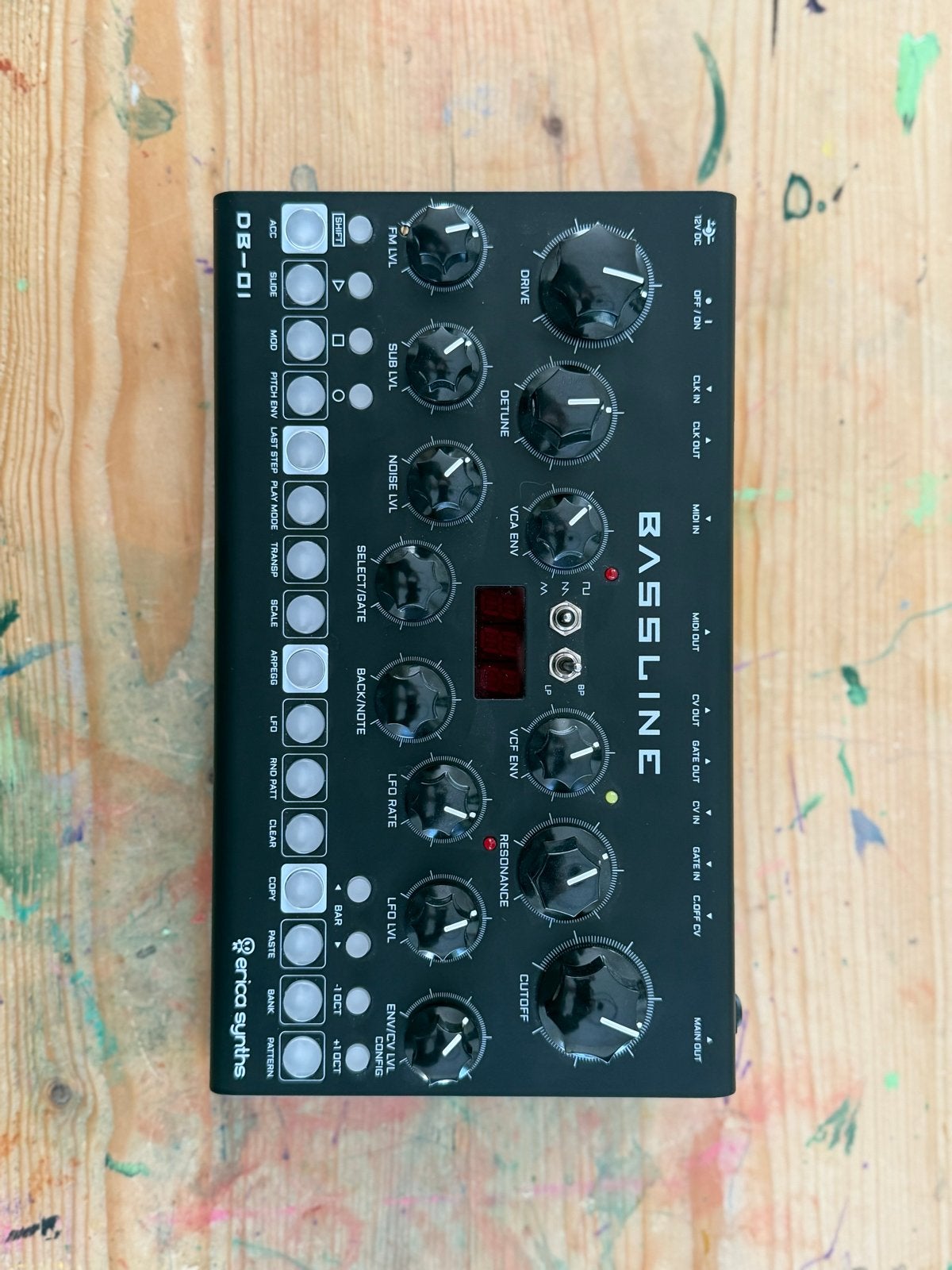Erica Synths DB-01 Bassline Synthesizer met adapter, Ophalen of Verzenden, Zo goed als nieuw, Overige merken