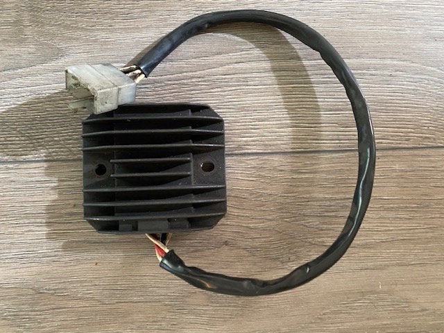 Spanningregelaar/gelijkrichter Yamaha TDM 3VD (‘91-‘95), Ophalen of Verzenden