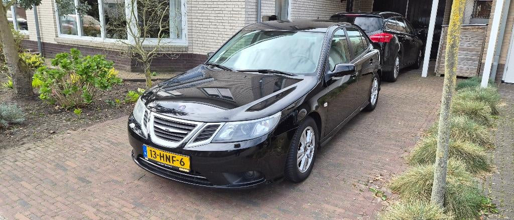 Saab 9-3 1.8 I Sport Sedan 2009 Zwart, Auto's, Saab, Stof, 4 cilinders, 1796 cc, Origineel Nederlands