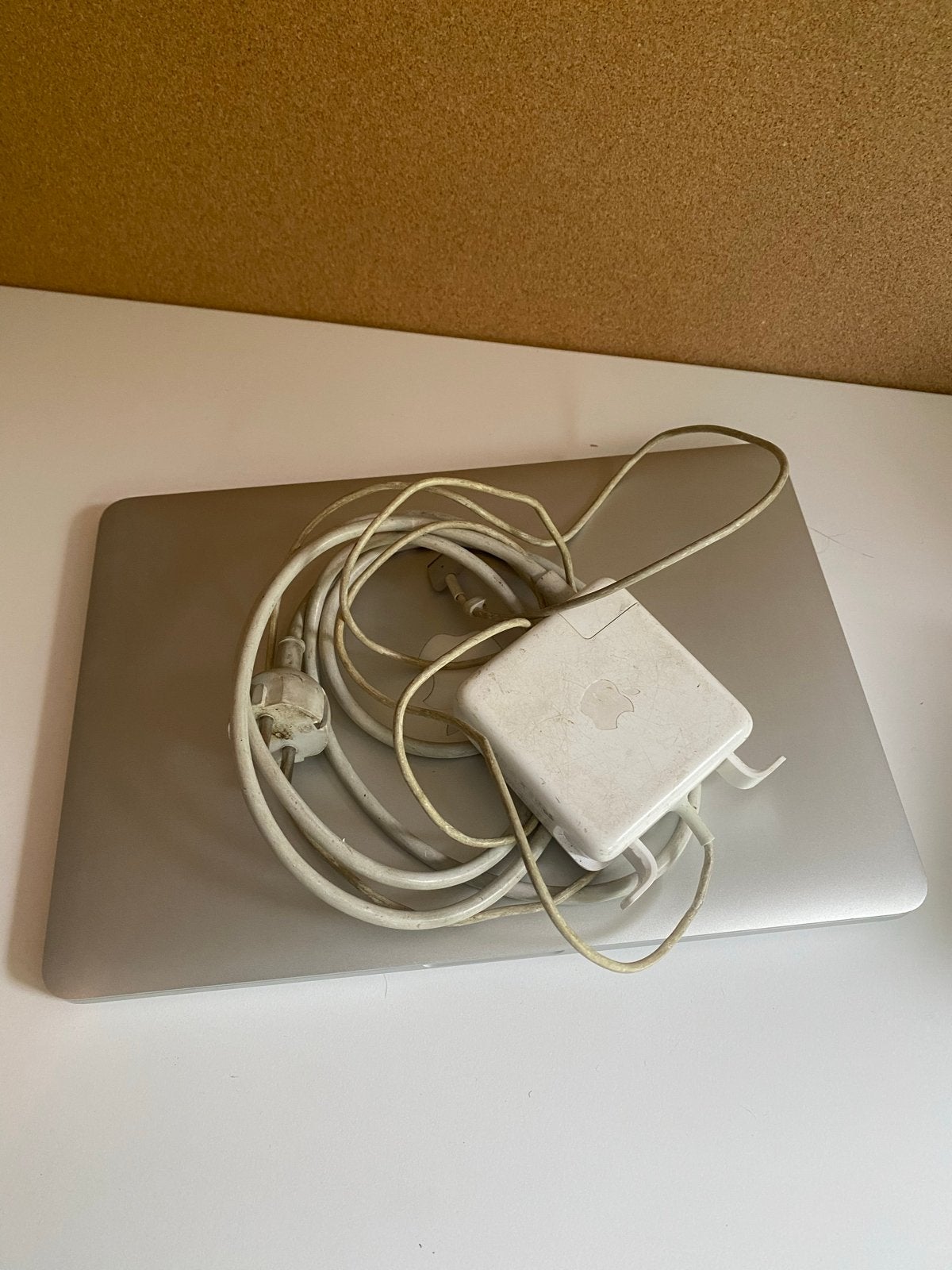 MacBook Pro 13 inch (begin 2015) 2.7 GHz i5 8GB RAM + adapte, Computers en Software, Apple Macbooks, MacBook Pro, Gebruikt, 2 tot 3 Ghz