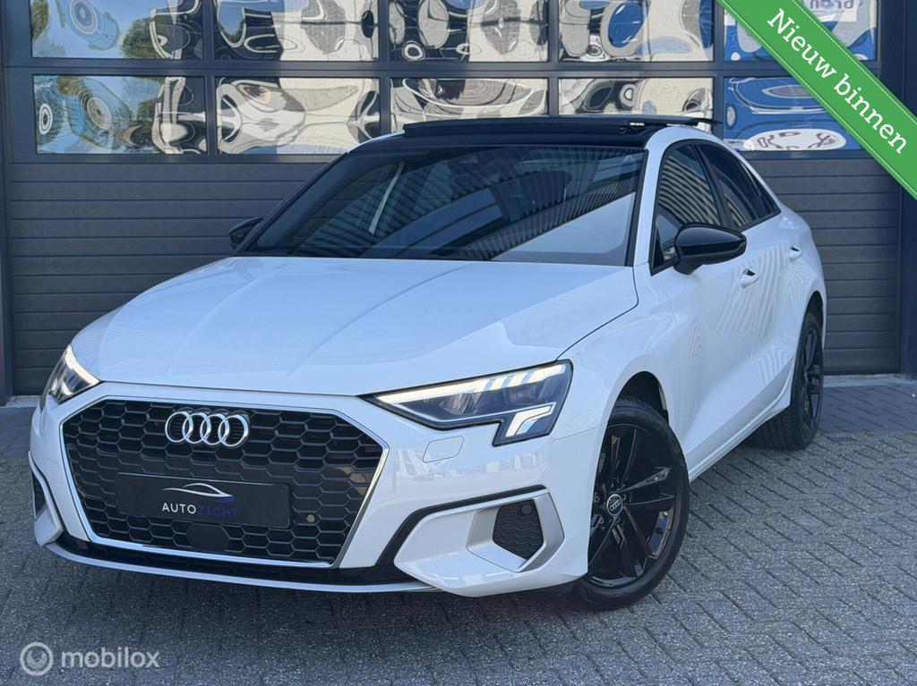 Audi A3 Limousine 30 TFSI S edition | Pano | Stoelverw | ACC, Auto's, Audi, Gebruikt, Met garantie (alle), Bedrijf, Adaptive Cruise Control