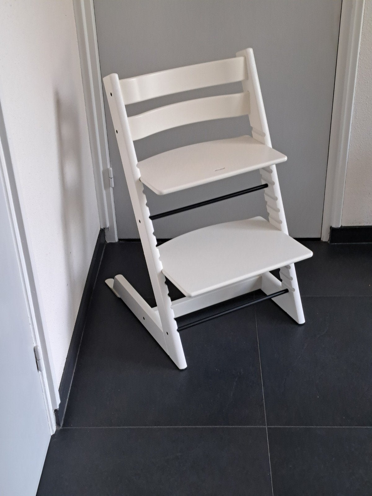 Stokke Tripp Trapp kinderstoel NIEUW MODEL met gliders, Ophalen, Zo goed als nieuw, Meegroeistoel, Aanschuifbaar