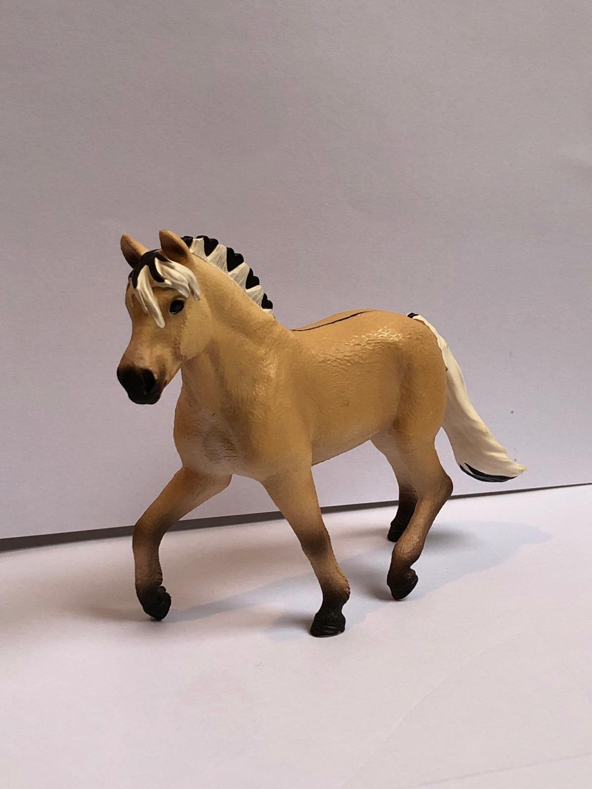 Schleich paard, Ophalen of Verzenden, Zo goed als nieuw, Paard, Beeldje of Figuurtje