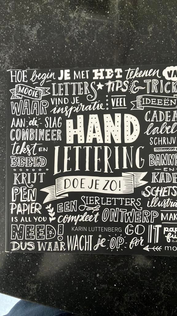 Karin Luttenberg - Handlettering doe je zo!, Ophalen of Verzenden, Zo goed als nieuw, Karin Luttenberg
