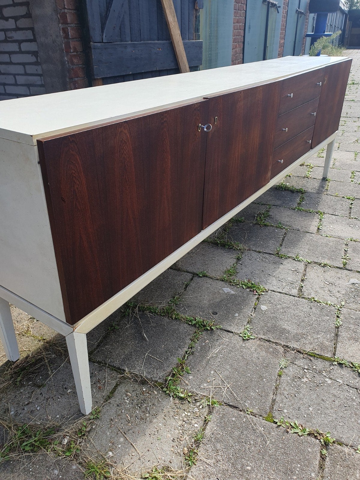 Seventies Side/Board 240x42 diep 80 hoog., Huis en Inrichting, Gebruikt, Seventies, Met lade(s), 25 tot 50 cm