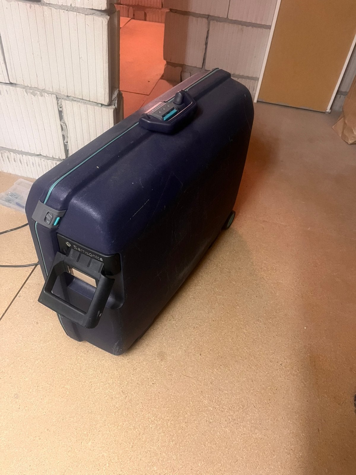 Samsonite koffer, Gebruikt, Hard kunststof, Wieltjes, Ophalen