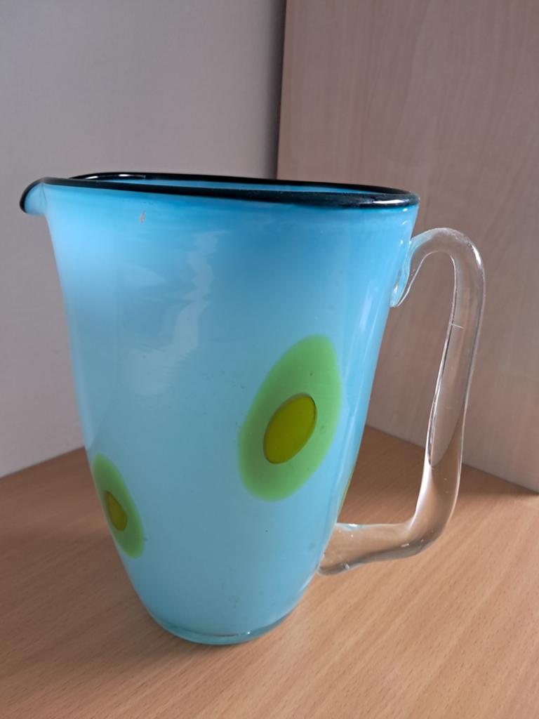 Glazen waterkan met vrolijke stippen, Ophalen of Verzenden