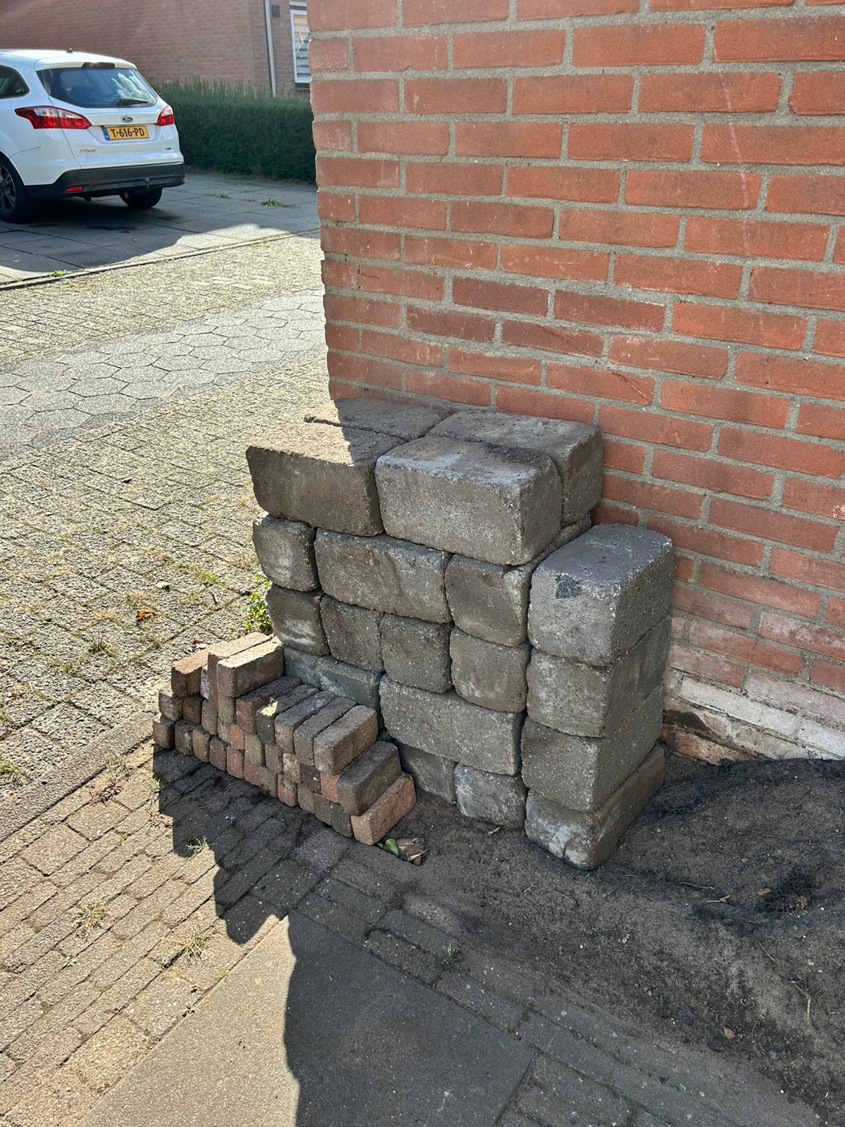 Gratis Beton blokken 30 cm /15 cm grijs, Tuin en Terras, Ophalen, Gebruikt, Overige typen, Minder dan 5 m²