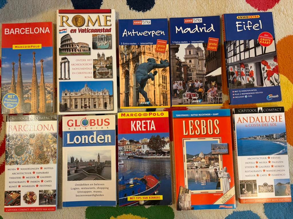 Set van 10 reisgidsjes, Europa, Ophalen of Verzenden, Reisgids of -boek, Gelezen