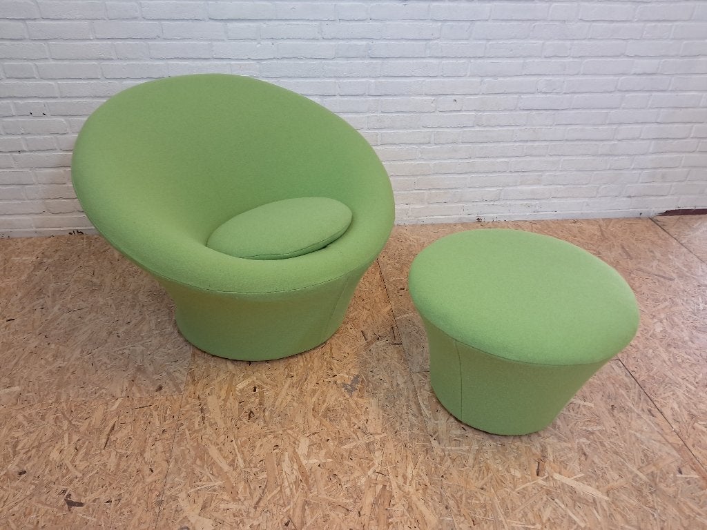 Artifort Mushroom + footstool, 75 tot 100 cm, Ophalen of Verzenden, Zo goed als nieuw, Stof