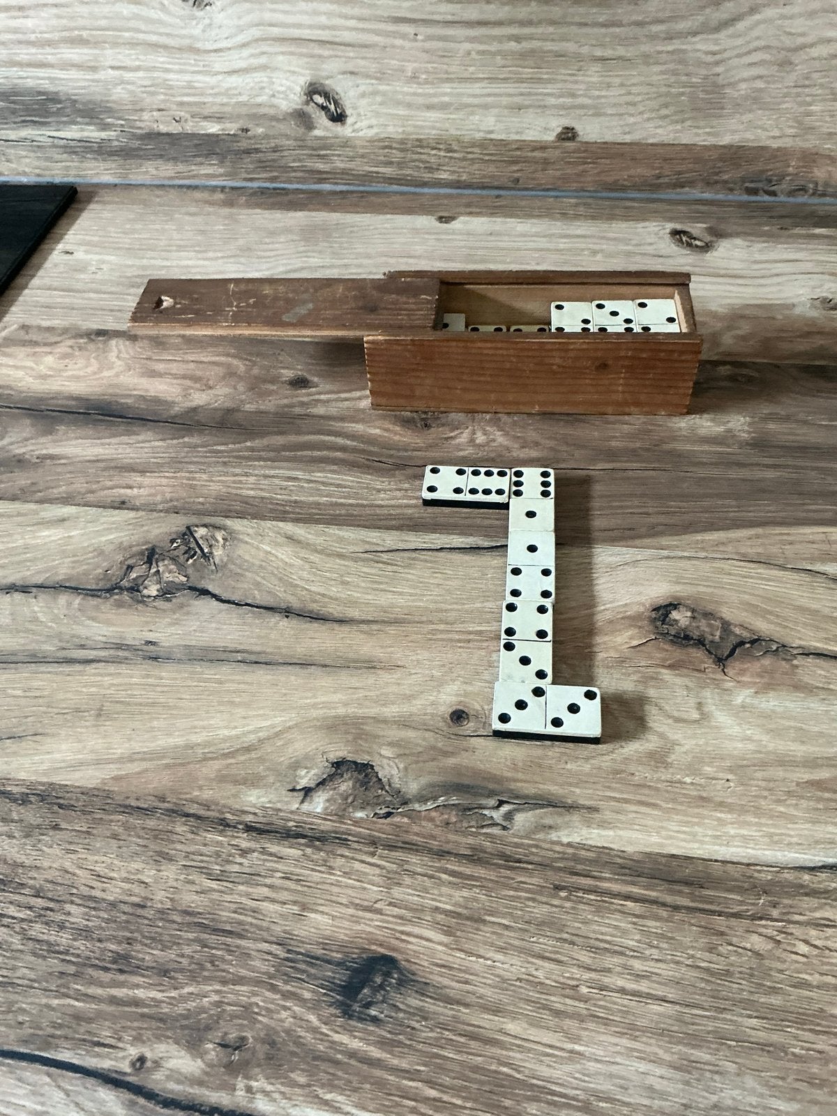 Vintage Domino Spel in Houten Kistje, Een of twee spelers, Ophalen of Verzenden, Gebruikt