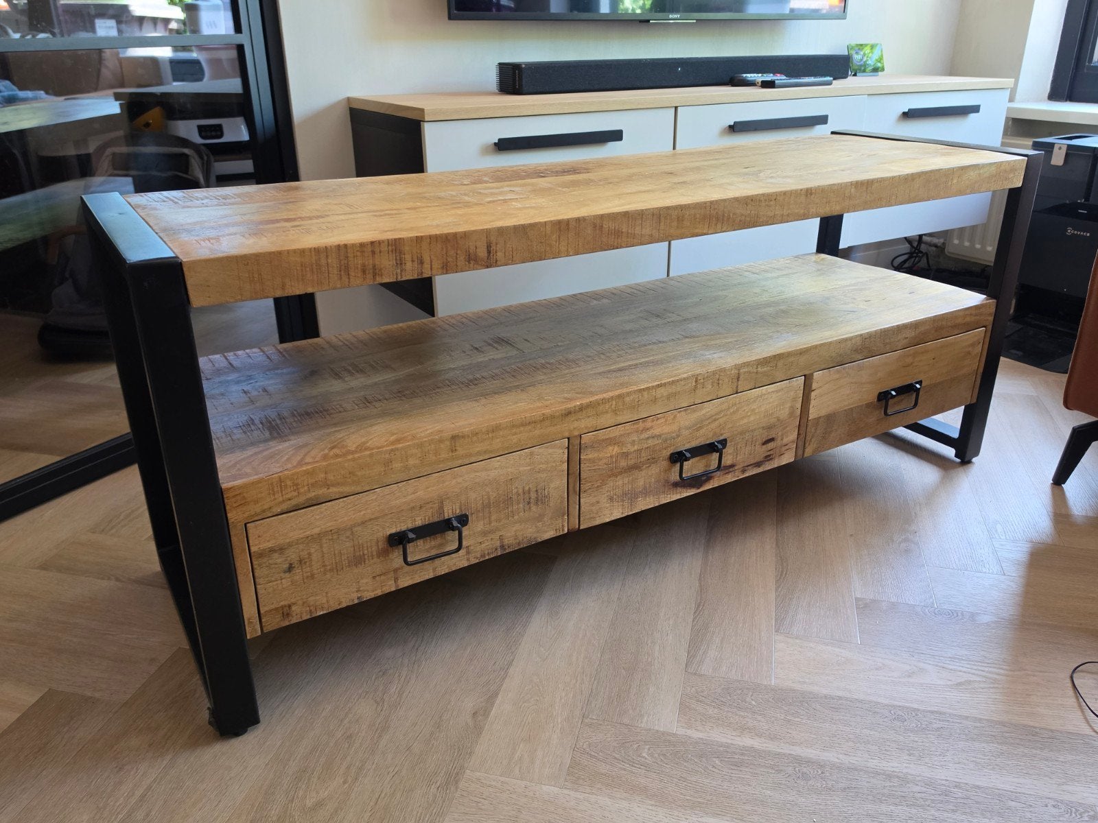 Driedelige set: salontafel, tv-meubel, wandrek, Ophalen
