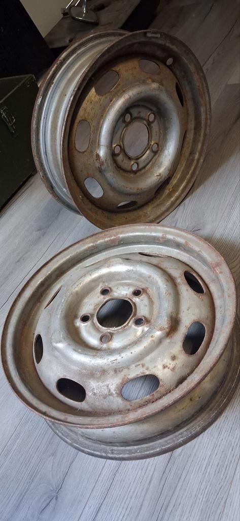 Velgen Volvo klassieker, Ophalen