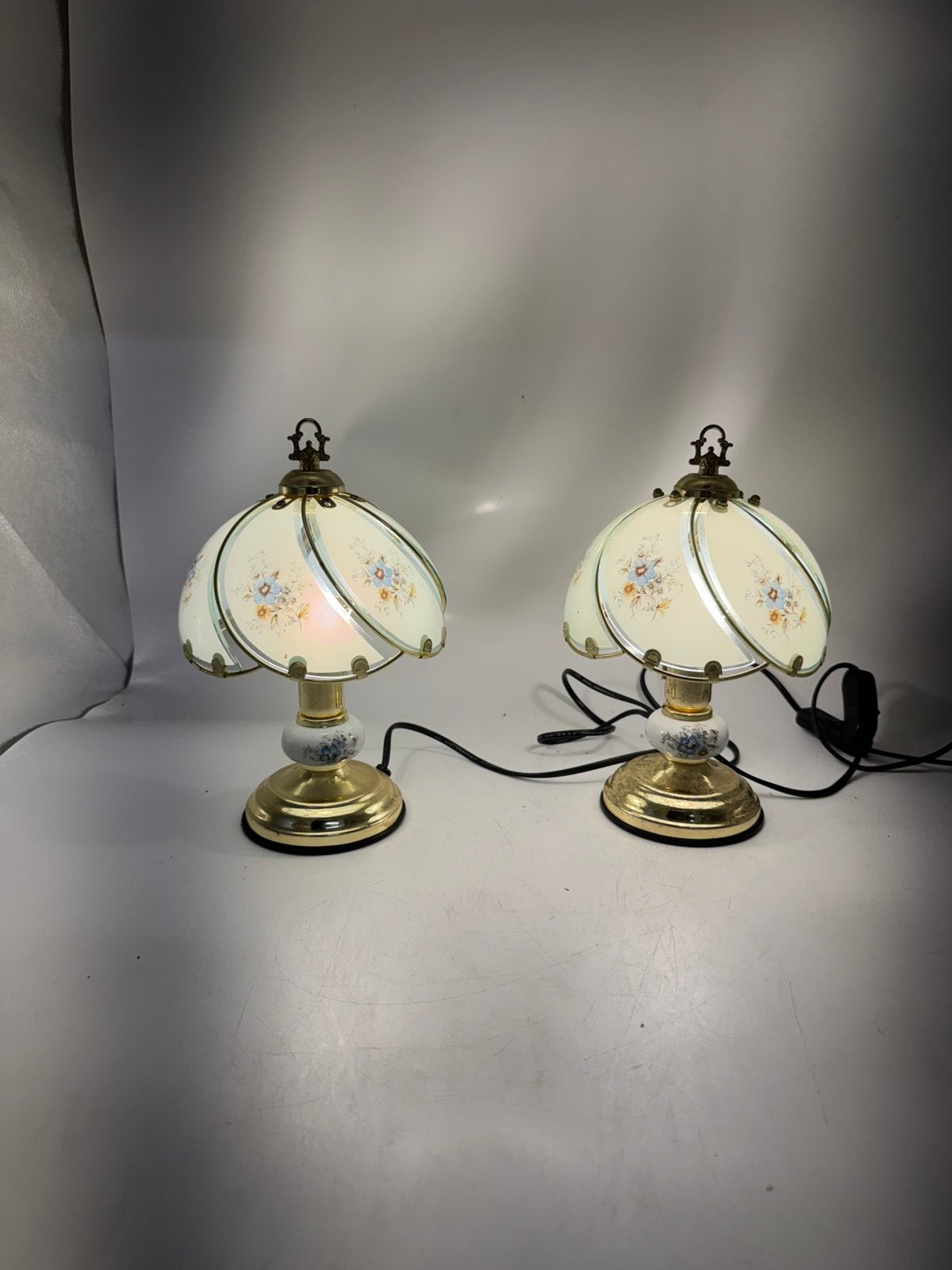 Set van 2 Vintage Romantische Nachtkastlampjes, Ophalen of Verzenden, Huis en Inrichting