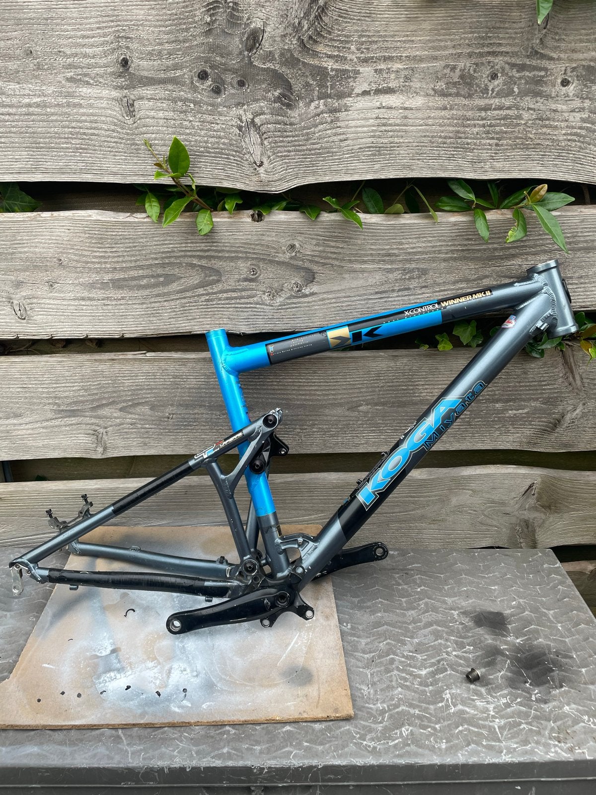 Koga miyata full sus frame (twee mini kraakjes, Ophalen, Frame