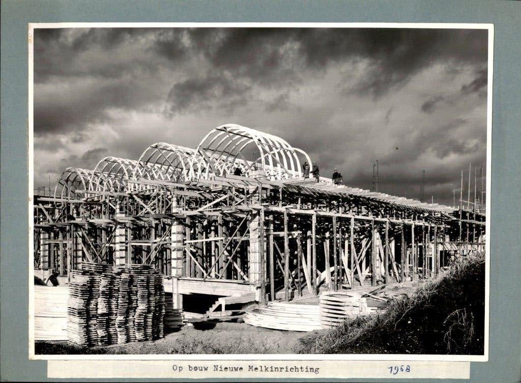 Roermond - Nieuw Melkinrichting - Foto - 1958, Verzamelen, Verzenden, 1940 tot 1960, Limburg
