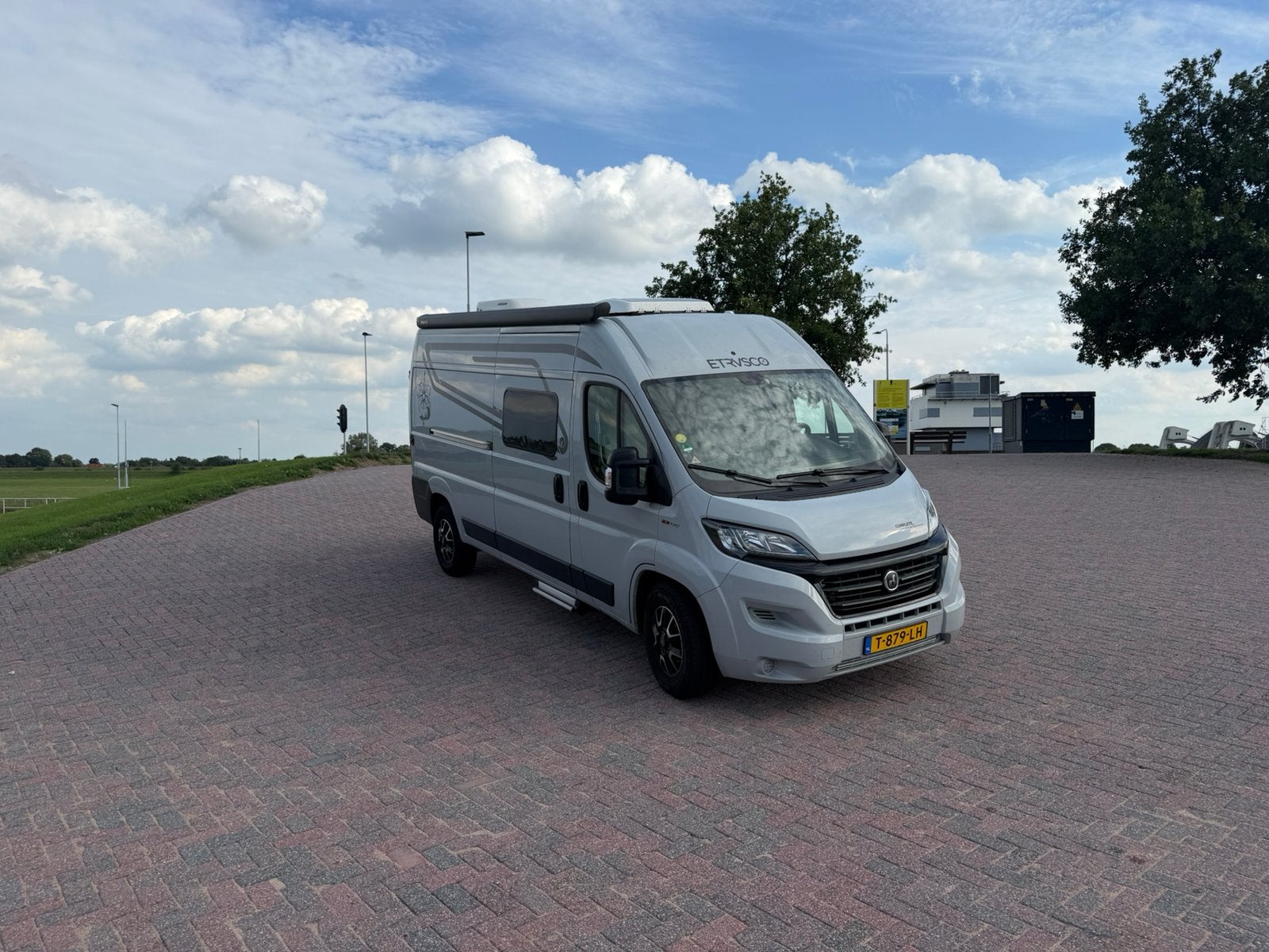 Etrusco CV 600 DB Fiat 2.3 zeer compleet Airco, trekhaak, Caravans en Kamperen, Fiat, Tot en met 2, Particulier, Koelkast